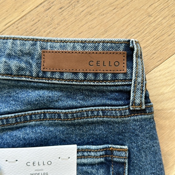 Cello Wide Leg Jeans in Medium Wash - Picture 8 of 8